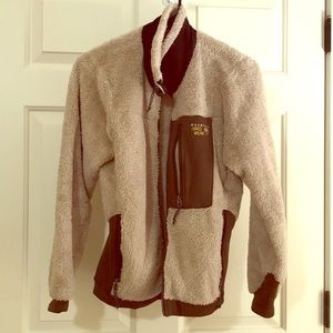 Do not wear anymore.